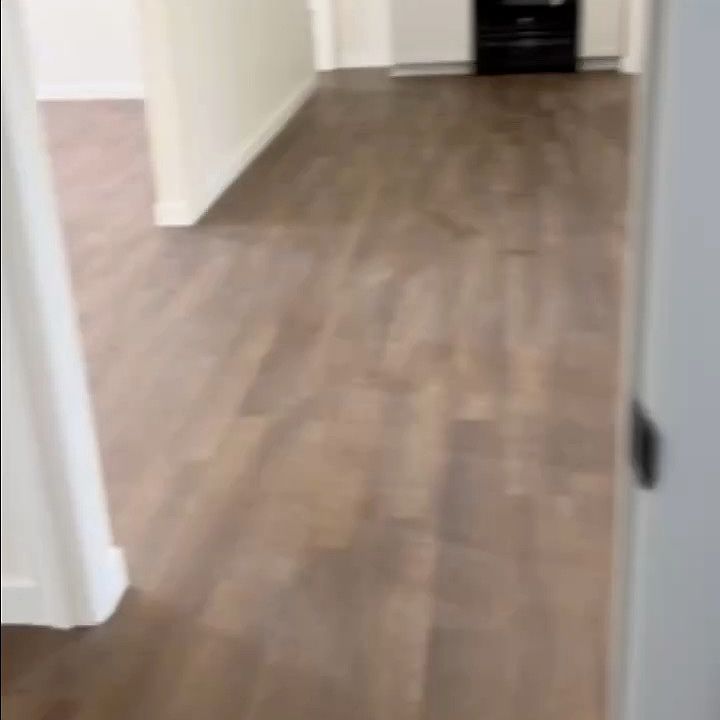 2nd image of 1520 E 26th Pl
