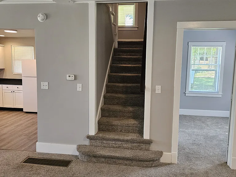 402 S Adams St — Photo 29