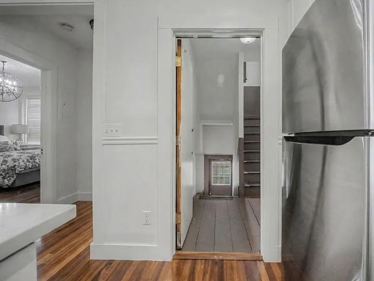 337 Alden Ave #8 — Photo 6