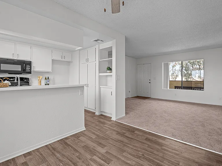 Highland Meadows — Photo 31