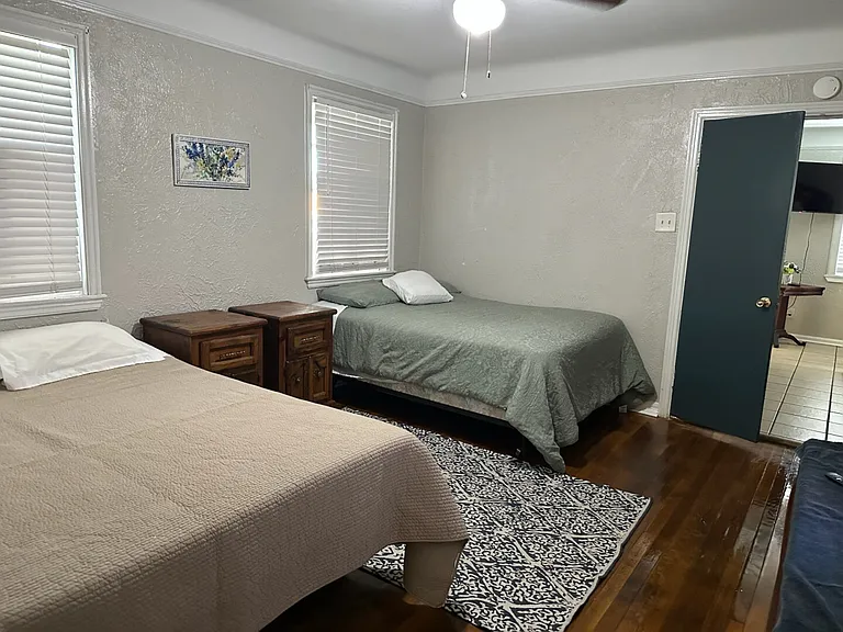 Marilyn Ave — Photo 31