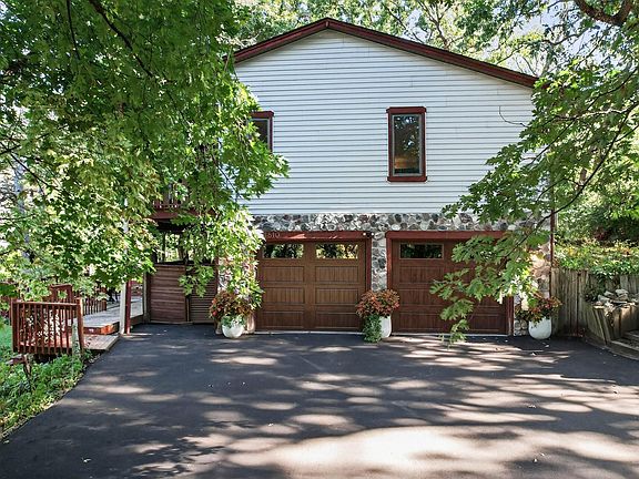 5th image of 1610 Briarwood Ave