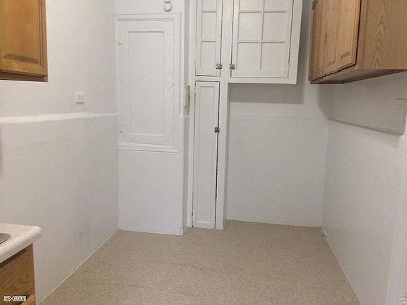 4th image of 810 W 183rd St APT 5D
