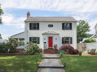 303 E Webster Ave, Roselle Park Boro, NJ 07204