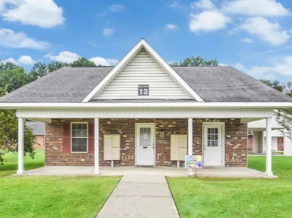 Beau Soleil Estate, 816 Martin Luther King Jr Dr #64a74544d, Lafayette, LA 70501