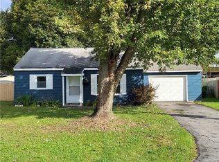 29 Homeland Rd, North Syracuse, NY 13212