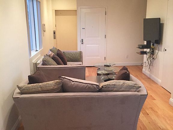 4th image of 2848 Brighton 7th St #2RR