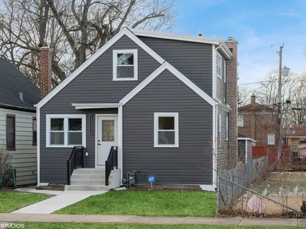 12436 S May St, Calumet Park, IL 60827