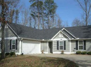 14 Old South Dr, Ellijay, GA 30540