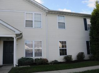 5586 Cypress Chas, Columbus, OH 43228