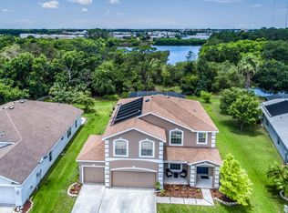 9018 N River Rd, Tampa, FL 33635