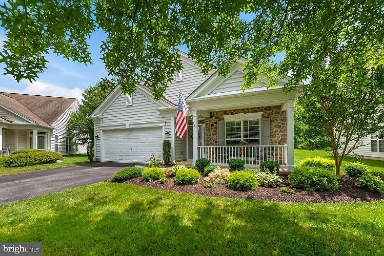 1st image of 338 Astilbe Dr