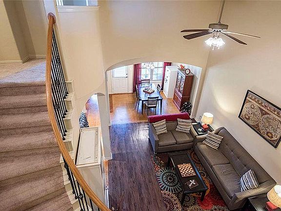 3rd image of 203 Wooded Glen Ct