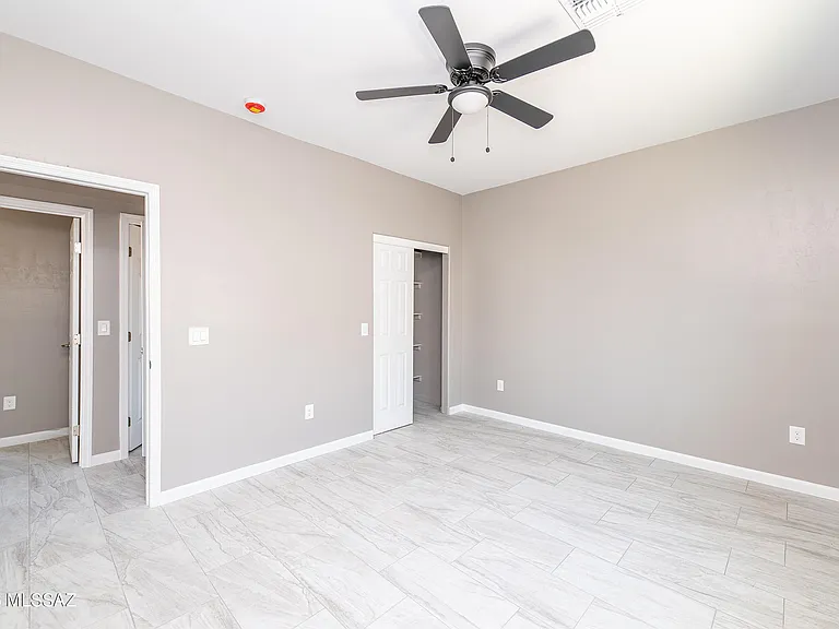 2447 S Campbell Ave #1 — Photo 16