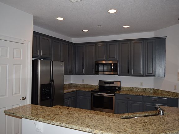 4th image of 6774 Sorrento St