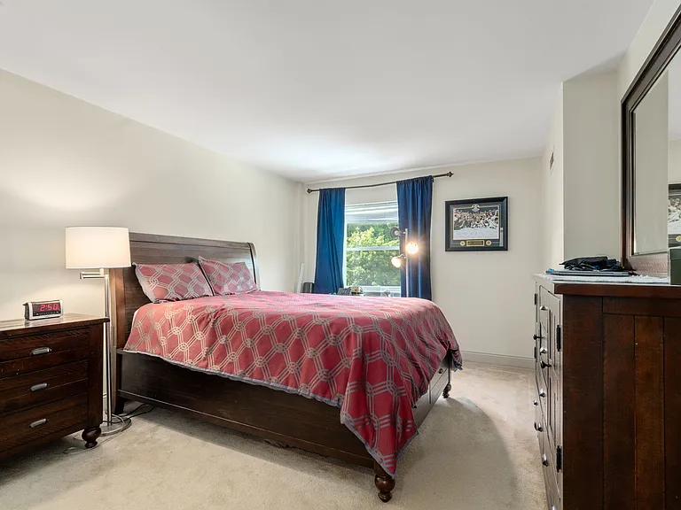 1600 Beacon St #807 — Photo 9