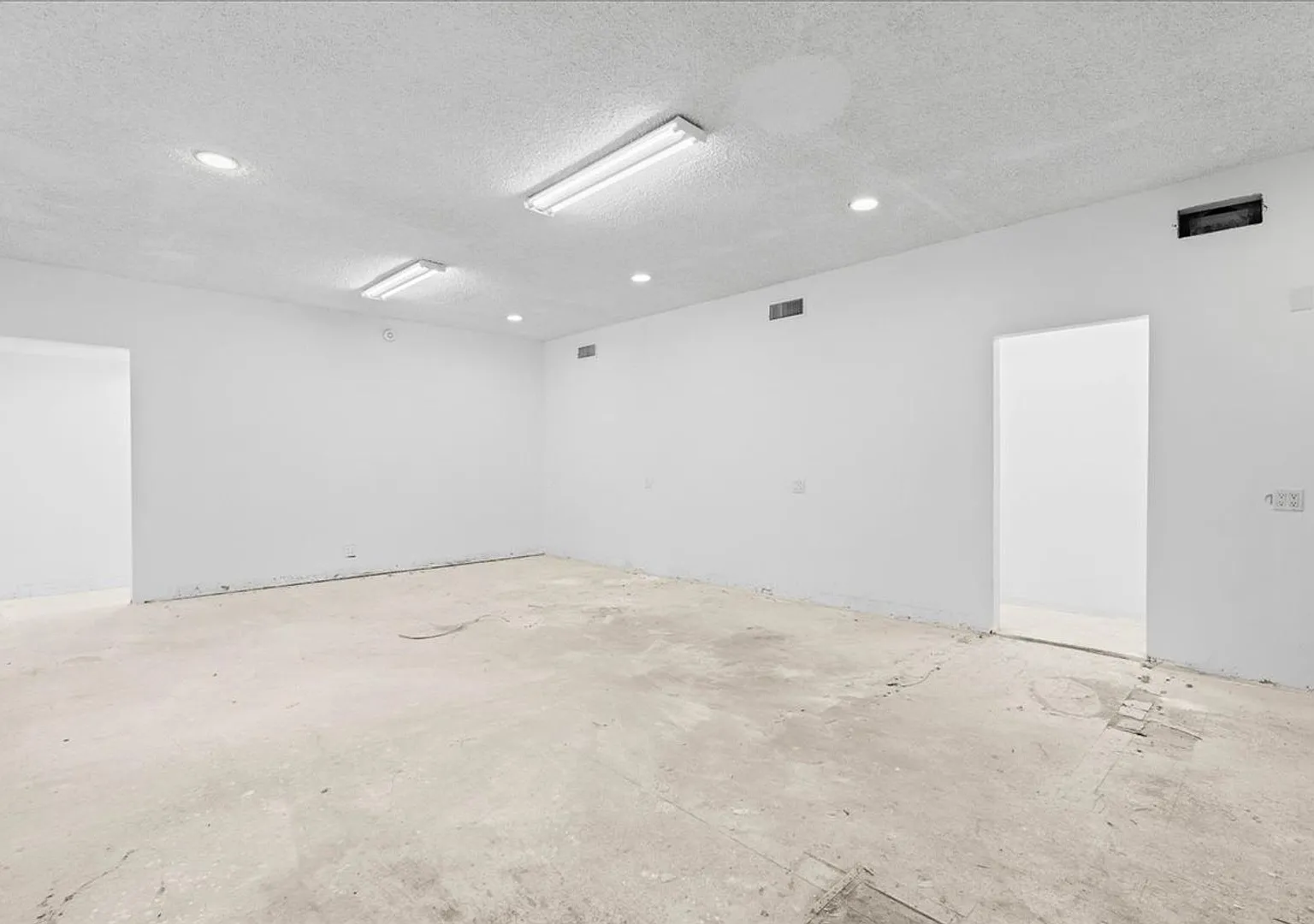 7969 Foothill Blvd — Photo 3