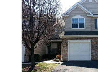 805 Country Ln, Morgantown, PA 19543
