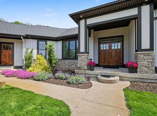 5975 Sierra Ridge Dr SE, Caledonia, MI 49316