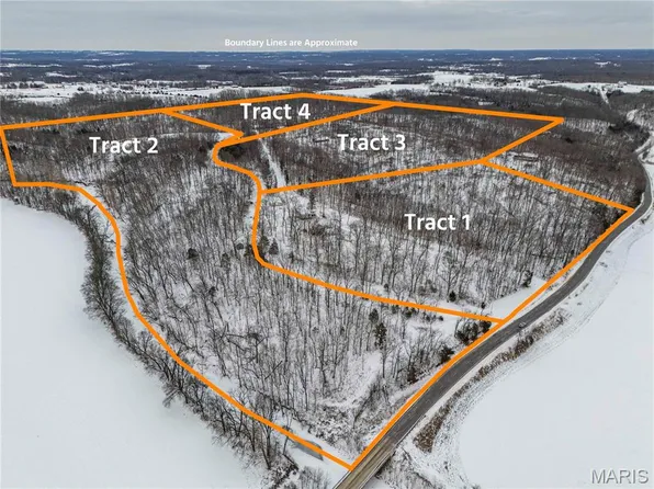 345 Quarry Rd, Silex, MO 63377