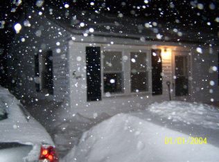 8 Naylor St, Bangor, ME 04401