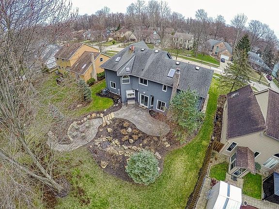 4th image of 5550 Pheasants Walk Dr