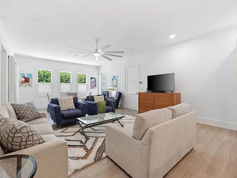 1232 Royal Palm Dr — Photo 19