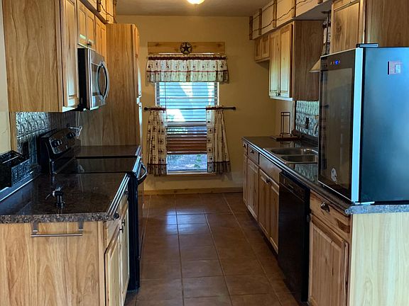 3rd image of 550 Private Road 5800