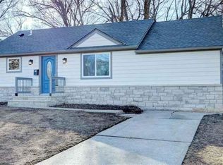 7601 W 65th St, Overland Park, KS 66202