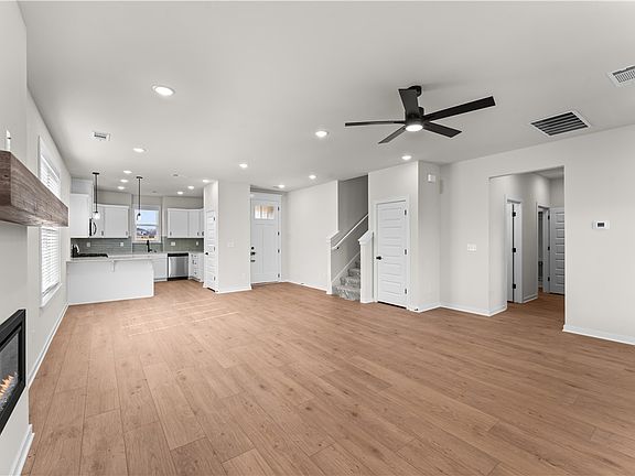 4th image of 3905 Tranquility St