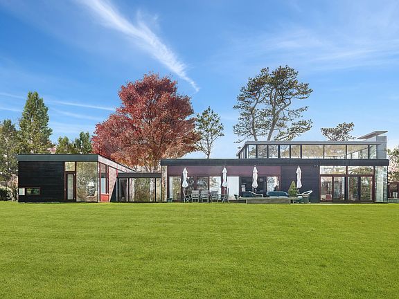 2nd image of 3 Eel Cove Rd