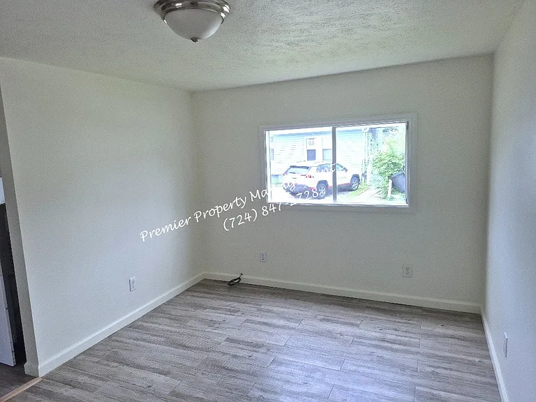 3401 45th St #B — Photo 2