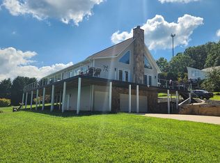 1640 Cedar View Dr, Hiawassee, GA 30546