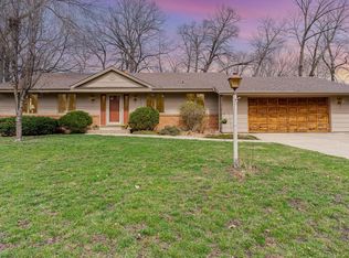 3208 Barbara Ln, Burnsville, MN 55337