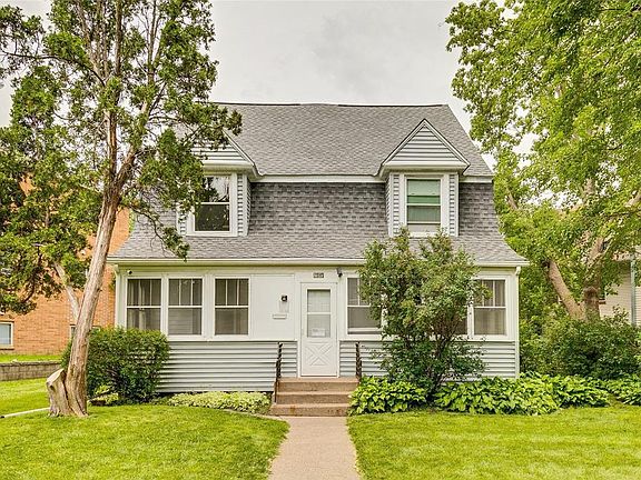 2nd image of 1045 Cromwell Ave #1