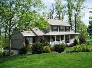 184 N Christiana Ave, Gap, PA 17527