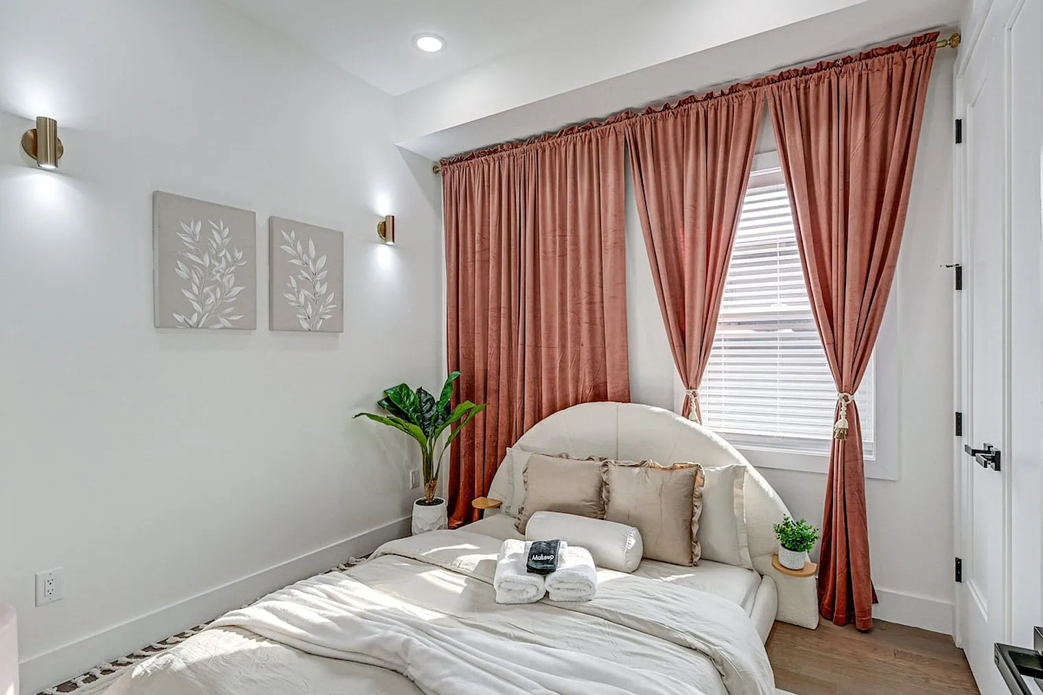 3 bed, 3.0 bath, 1194 sqft, $14,775 — Photo 4
