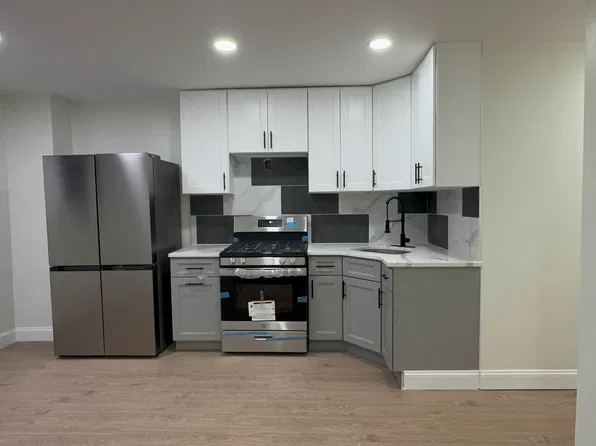 4521 Robinson St Floor 1, Flushing, NY 11355