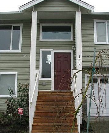3rd image of 1000 Grant Pl