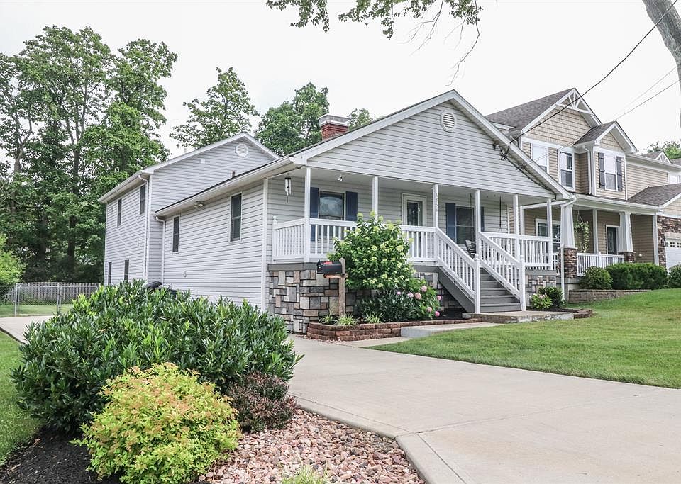 1st image of 4856 Prospect Ave