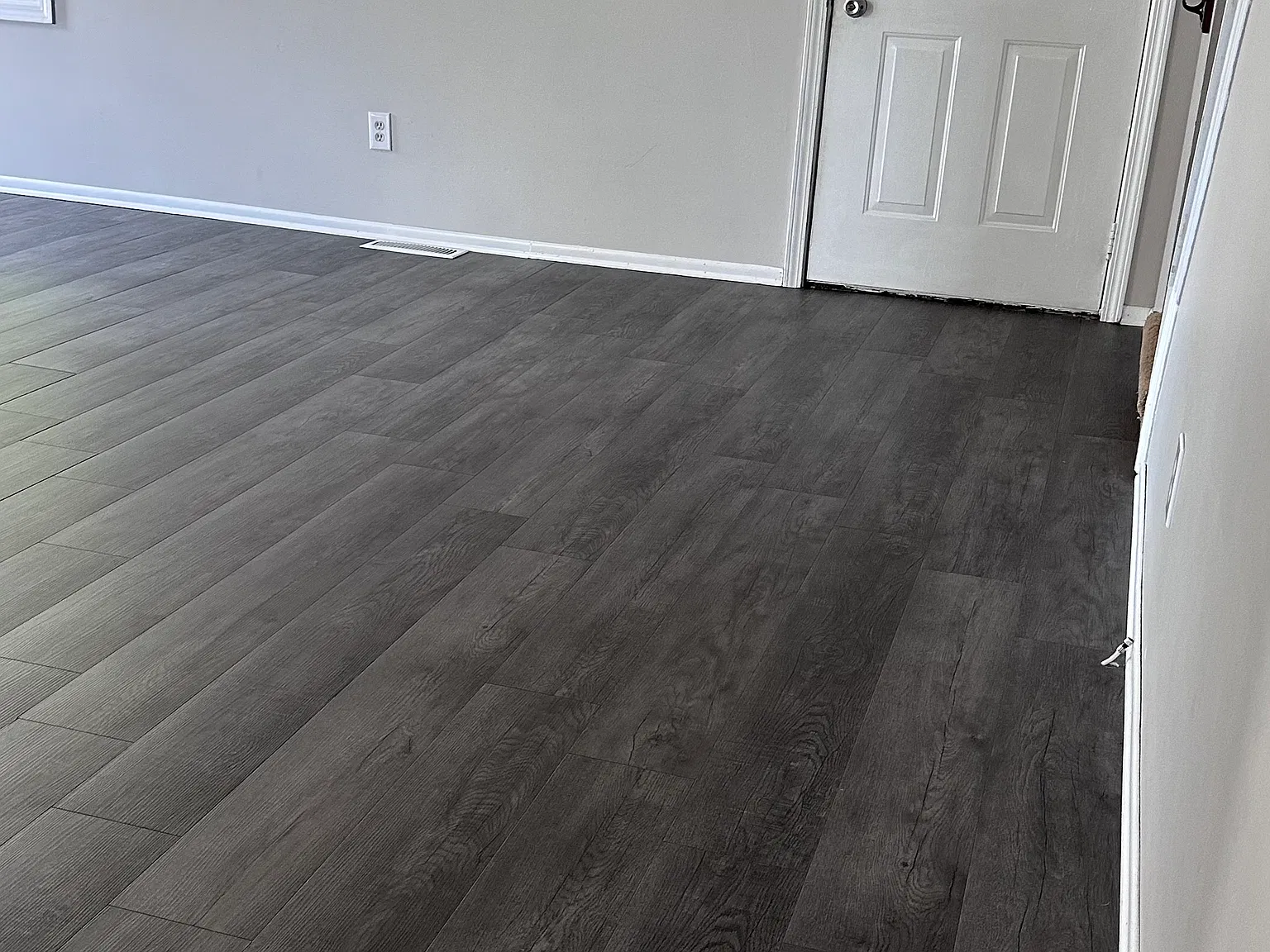 3 bed, 1300 sqft, $2,600 — Photo 4