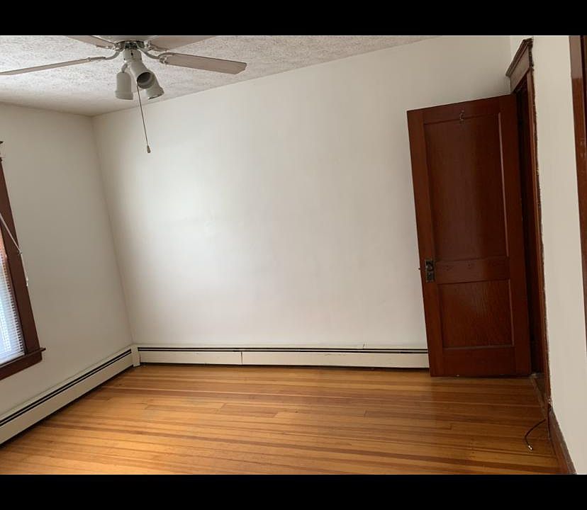 1st image of 19 Wakefield Ave Floor 1