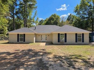 200 Circle Dr, Many, LA 71449