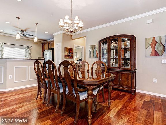 2nd image of 1403 Wigeon Way Unit 101