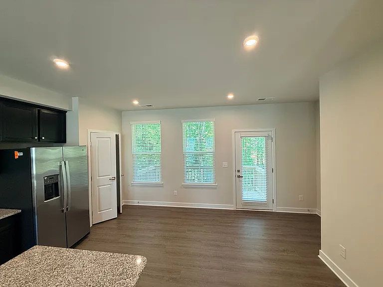 4136 Auburn Oak Ln — Photo 5