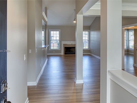 5th image of 53 Muirfield Rd