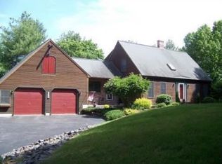 853 River Rd, Windham, ME 04062