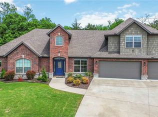 4376 E Troon Dr, Fayetteville, AR 72701
