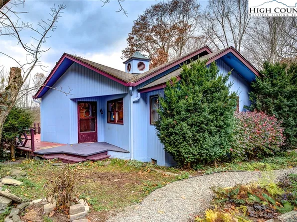 873 Silverleaf Road, Zionville, NC 28698