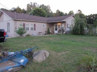 9836 Liss Rd, Willis, MI 48191